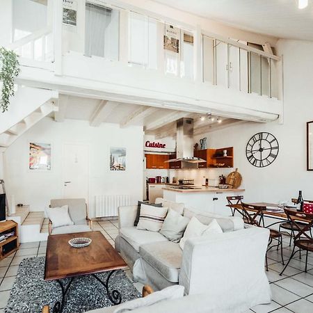 Le White Flat Exceptionnel Proche Lac Apartment Анси Екстериор снимка